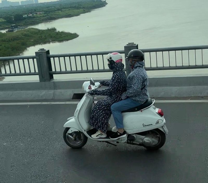 Motor-motor ini mendominasi jalanan di Vietnam