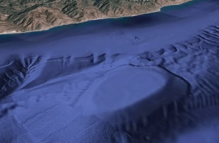 Pangkalan UFO di bawah laut
