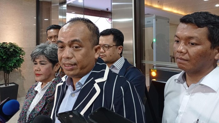 Pengacara Lisa, Jhon Boy Nababan