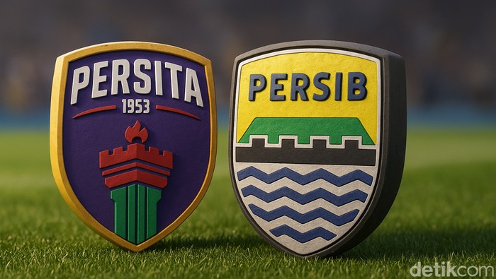 Persita Tangerang vs Persib Bandung.
