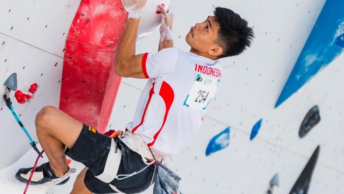 Atlet panjat tebing Indonesia Putra Tri Ramadani