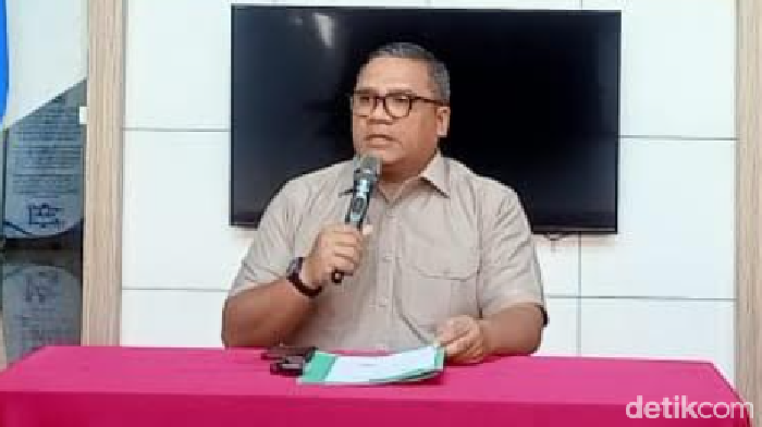 Rektor UNG Eduart Wolok.