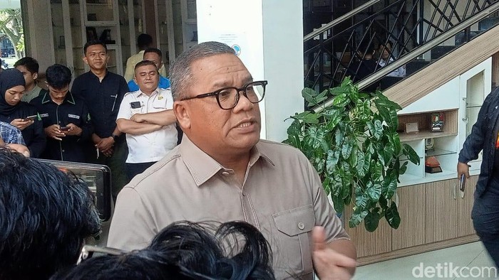 Rektor Universitas Negeri Gorontalo (UNG) Eduart Wolok.