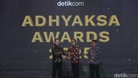 Ryan Palasi Raih Adhyaksa Awards 2025 kategori Jaksa Teladan dalam Integritas.
