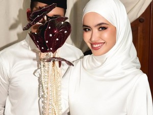7 Potret Pernikahan Sederhana Sashfir di KUA, Hijab Simple Bikin Kagum