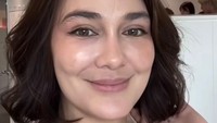 Luna Maya banjir pujian di kolom komentar. Sudah pasti, Maxime juga memberikan pujian untuk istrinya itu. Foto: Instagram @lunamaya