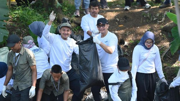 Telkom Gandeng Pandawara Group Gelar River Clean Up di Bandung, Selaraskan Momentum World Clean Up Day & Hari Sungai Sedunia.