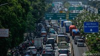 Sejumlah elemen tani menggelar aksi di beberapa titik ibu kota.  