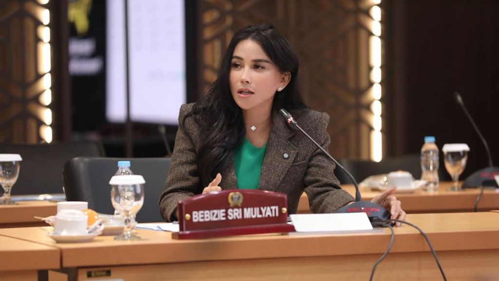 Bebizie Sampaikan Kekecewaan ke TransJakarta Usai Kecelakaan Beruntun
