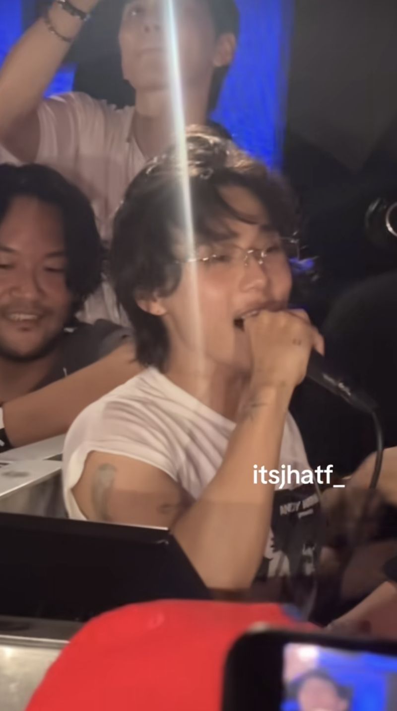 DAWN tampil manglingi pasca putus dari HyunA.