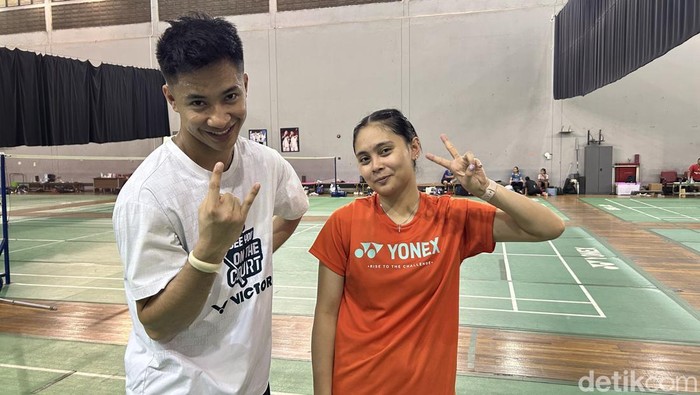 Pasangan ganda campuran Indonesia Dejan Ferdinansyah/Bernadine Anindya