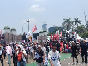 Demo Hari Tani di DPR, Massa Minta Politik Pangan Berpihak ke Petani