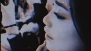 Baila jadi bintang utama di video lirik yang penuh momen manis bersama Devano. Foto: YouTube Devano Danendra