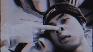 Dari Zoom call sampai video pribadi, semua jadi bagian cerita Bendera Merah. Foto: YouTube Devano Danendra