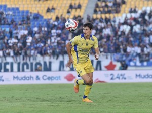 Tradisi Pemain Italia di Persib: Datang, Juara, Lalu Pergi