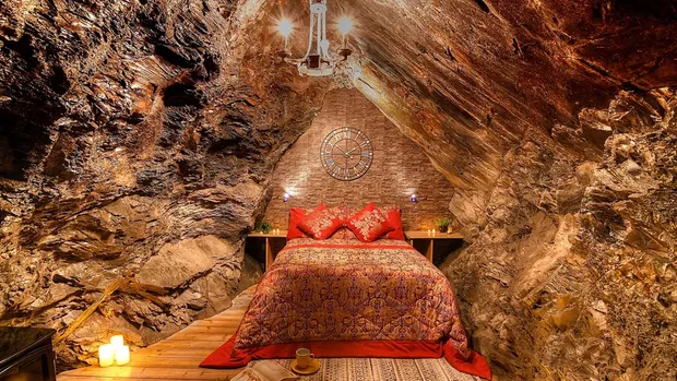Hotel Deep Sleep