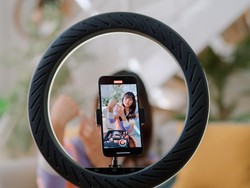 Komdigi Kaji Wacana Sertifikasi Wajib Influencer RI Sebelum Ngonten