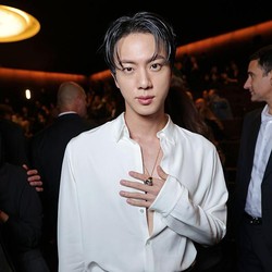 Wanita yang Cium Jin BTS Kesal Kena Kasus Hukum: Gak Nyangka Dianggap Kejahatan