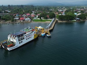 Naik Kapal Ferry di Maluku Utara Beli Tiketnya Bisa Online