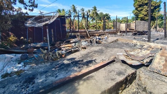 Kebakaran 3 rumah di Desa Masing, Kabupaten Soppeng.