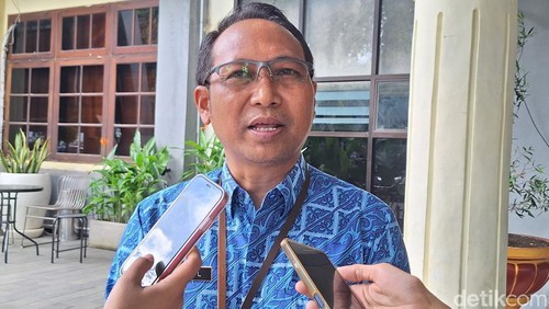 Kepala Dinsos Mataram Lalu Samsul Adnan, Selasa (24/9/2025). (Nathea Citra/detikBali)