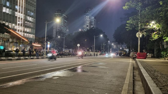 Lalin di Jalan Medan Merdeka Selatan kembali normal sore ini usai demo petani bubar (Taufiq/detikcom)