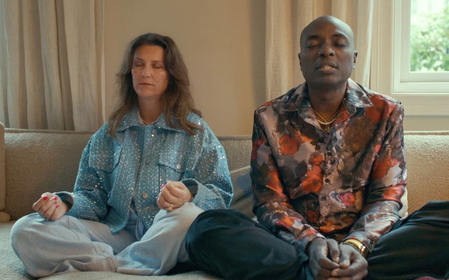 Kisah cinta Putri Märtha Louise dari Norwegia dan seorang dukun asal Amerika Durek Verrett diangkat dokumenter Netflix berjudul Rebel Royals: An Unlikely Love Story. Sejak keduanya berpacaran hingga menikah, kehidupan cinta mereka jadi kontroversi.  Foto: dok. Instagram @iam_marthalouise