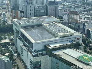 Janji Pemerintah Beri Kemudahan Izin Pasang PLTS Atap