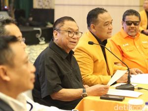 Momen Petinggi Parpol Non Parlemen Kumpul di Kediaman OSO