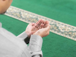 Bacaan Niat Puasa Qadha Ramadan di Hari Senin & Kamis Arab, Latin & Artinya