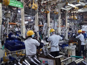 Penjualan Mobil di RI Lesu, Toyota Waspadai Efeknya ke Supplier