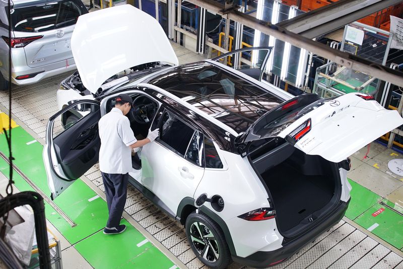 Pabrik Toyota di Karawang.