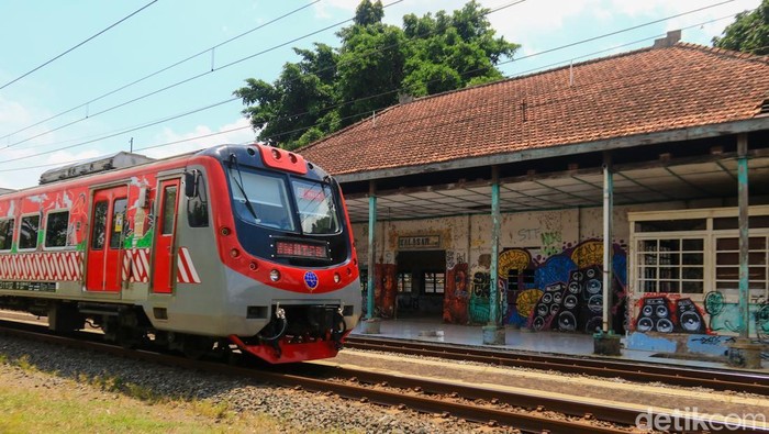 Kondisi Stasiun Kalasan di Sleman, Rabu (24/9/2025). Muncul wacana reaktivasi Stasiun Kalasan di media sosial untuk melihat animo masyarakat.