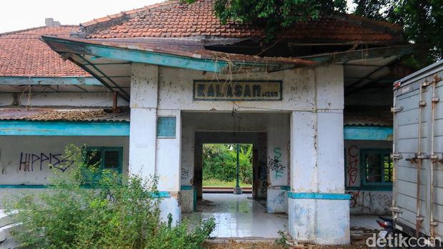 Kondisi Stasiun Kalasan di Sleman, Rabu (24/9/2025). Muncul wacana reaktivasi Stasiun Kalasan di media sosial untuk melihat animo masyarakat.
