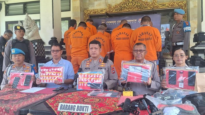Pers rilis kasus narkoba di Mapolres Tabanan, Rabu (24/9/2025). (Istimewa)