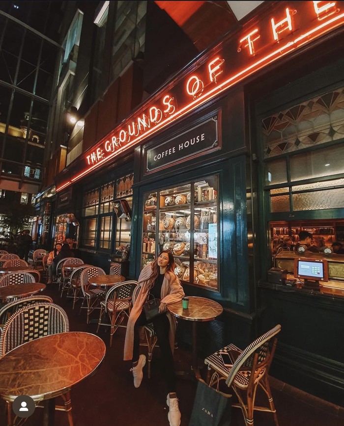 Potret Sanly Liu, 'Miss Universe Indonesia 2025' Saat Kulineran di Luar Negeri