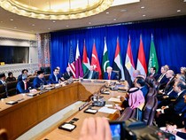 Video: Gaya Prabowo Hentakkan Meja di Podium PBB hingga Dipuji Trump