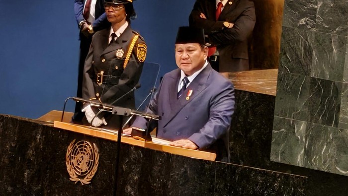 Presiden Prabowo Subianto menyampaikan pidato dalam Sidang Majelis Umum ke-80 Perserikatan Bangsa-Bangsa (PBB) di New York, Amerika Serikat, Selasa (23/9/2025). Presiden Prabowo menyampaikan pidato selama 19 menit bertemakan Seruan Indonesia untuk Harapan dengan menekankan solidaritas, keadilan global, hingga solusi dua negara bagi Palestina dan Israel. ANTARA FOTO/Fathur Rochman/app/wpa.