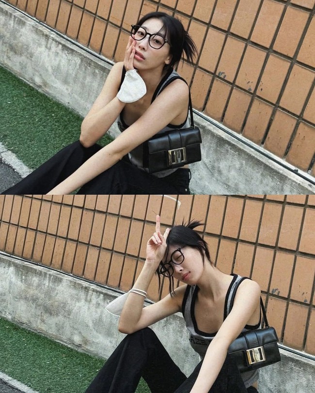 Lee Chae Min dan Ryu Da In juga menunjukkan dukungan dengan mengirimkan coffee truck ke lokasi syuting drama masing-masing. Netizen semakin gemas karena keduanya berusia sepantaran, sesama kelahiran 2000. Foto: dok. Instagram @rxudain