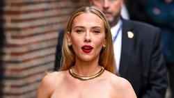Scarlett Johansson Kritik Standar Kecantikan Hollywood yang Tak Realistis