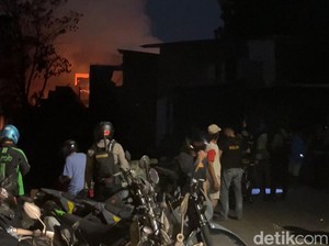 Kesaksian Warga Lihat Drone Terbang Saat Tawuran-Kebakaran Rumah di Tallo