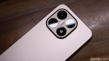 Xiaomi 15T Series hadir dengan layar luas 6,83 inci yang imersif, dilengkapi refresh rate hingga 144Hz pada Xiaomi 15T Pro dan 120Hz pada Xiaomi 15T. Foto: detikINET/Anggoro Suryo Jati