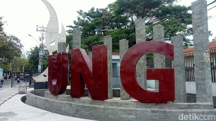 Universitas Negeri Gorontalo.