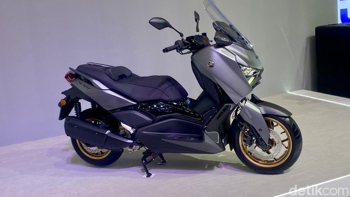 Yamaha Xmax Connected Tech Max