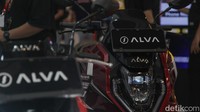 Dana subsidi ini murni berasal dari internal perusahaan, tanpa campur tangan pemerintah. Keputusan ini diambil karena subsidi pemerintah untuk motor listrik sempat terhenti dan belum ada kejelasan mengenai kelanjutan programnya.  