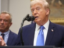 AS Ubah Aturan Vaksin dan Obat Pereda Nyeri, Dampaknya Global