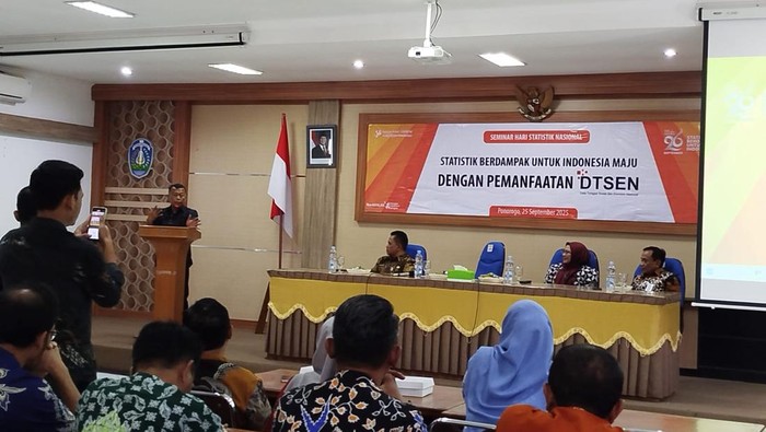 Bupati Sugiri Sancoko