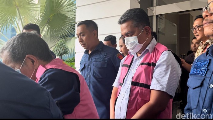 Eks Direktur Teknik Pelindo periode 2018-2021, HAP, ditetapkan tersangka kasus dugaan korupsi kapal tunda (Kartika Sari/detikcom
