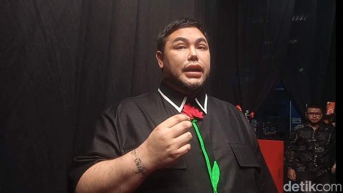 Ivan Gunawan salurkan bantuan untuk Palestina.