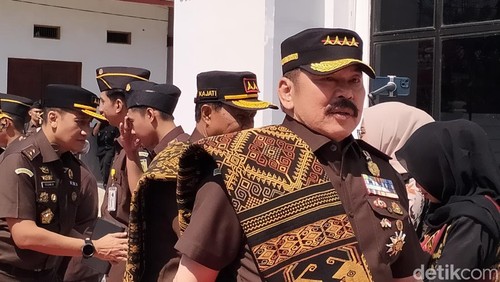 Jaksa Agung ST Burhanuddin melakukan kunjungan kerja ke Kejari Manggarai Barat, di Labuan Bajo, Kamis (25/9/2025).